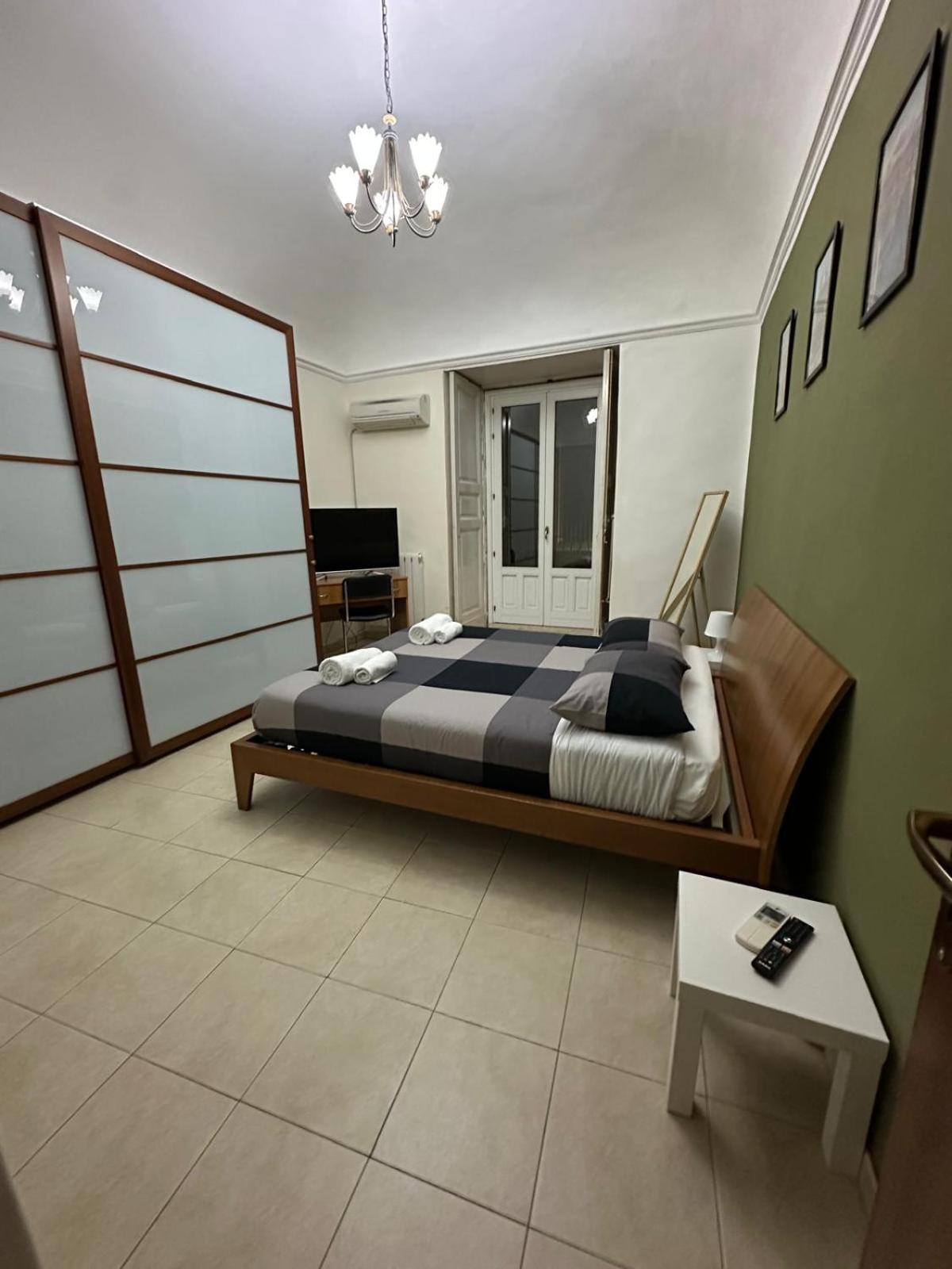 Готель Agata House Катанія Екстер'єр фото